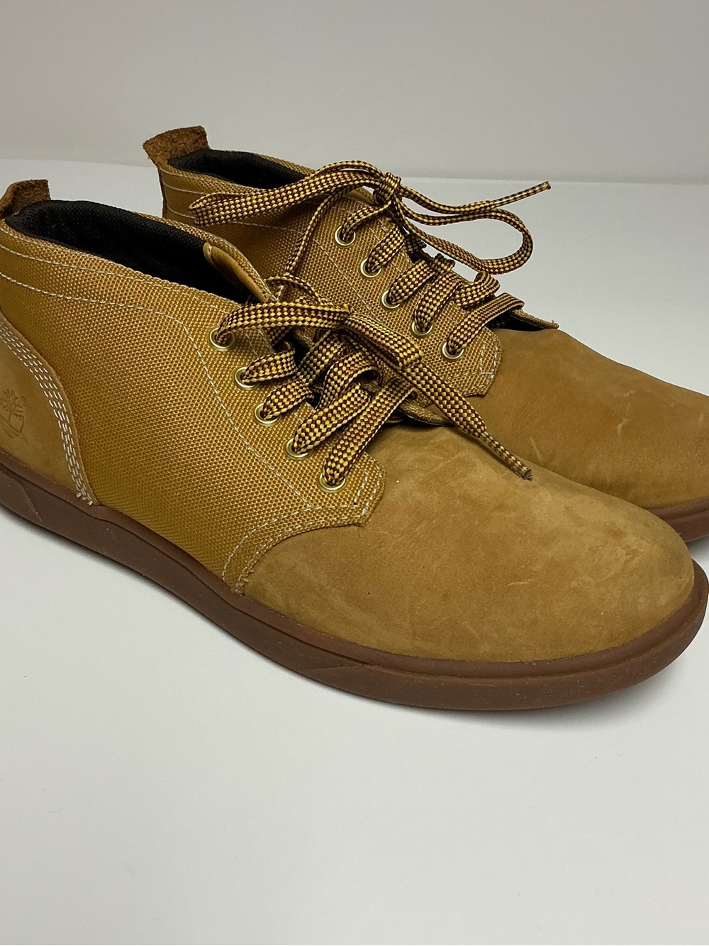 Timberland Kids' Chukka Boots in Wheat Brown Youth Big Boys Size 5